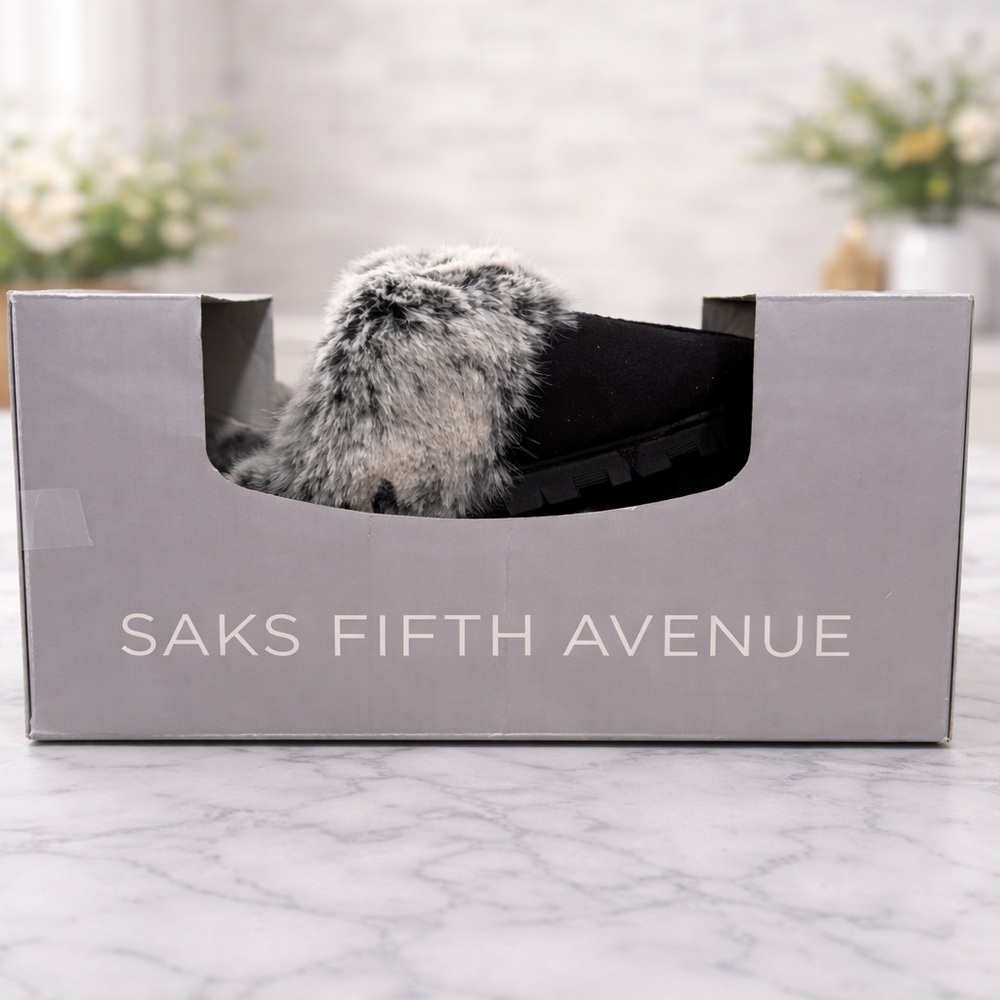 Saks Fifth Avenue Faux Fur Slide Slippers Size   S/P 7-8 NIB Soft